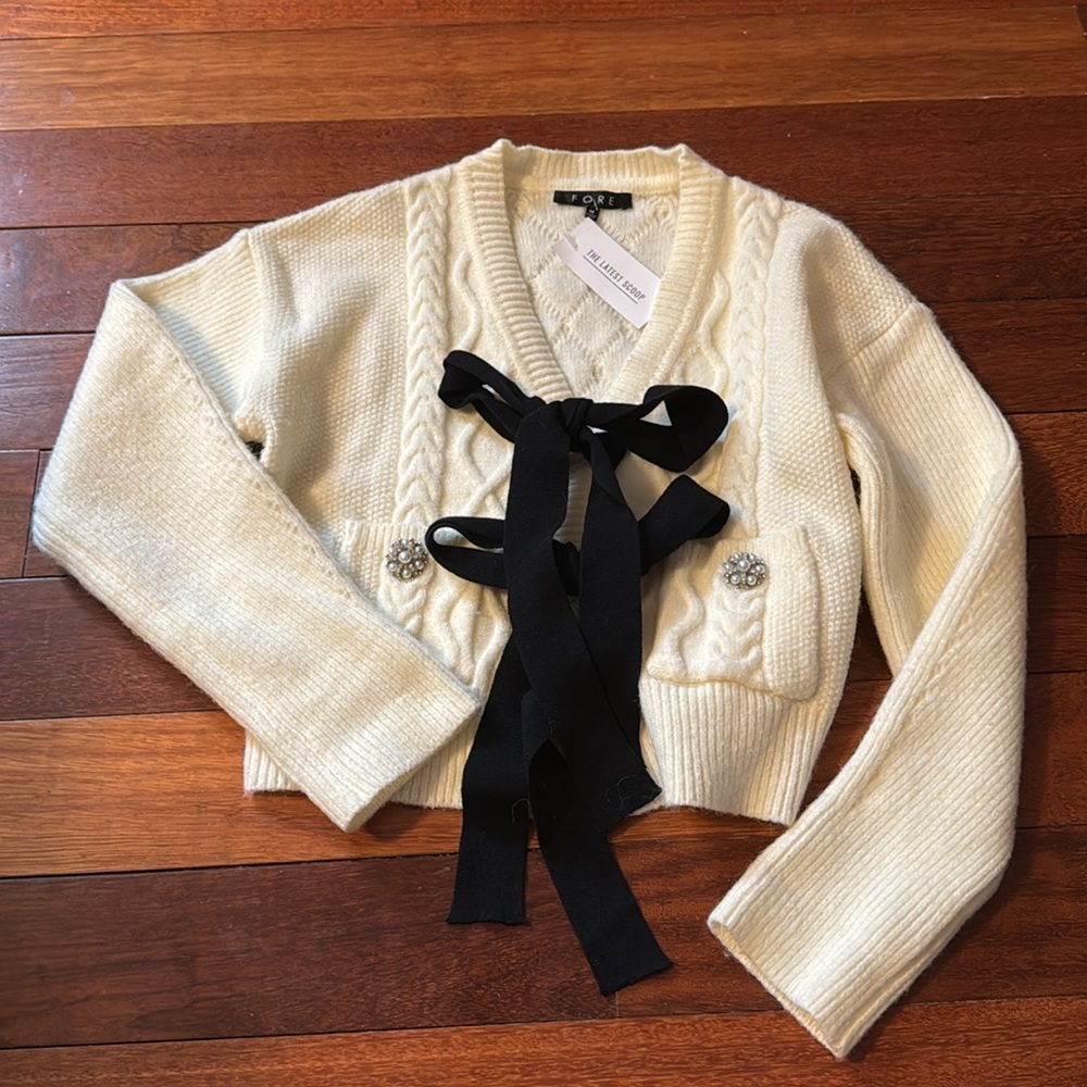 NWT The Latest Scoop x Fore, Embellished cable-knit cardigan - Picture 3 of 7